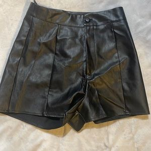 Black leather look alike pretty little thing shorts size for great for going out